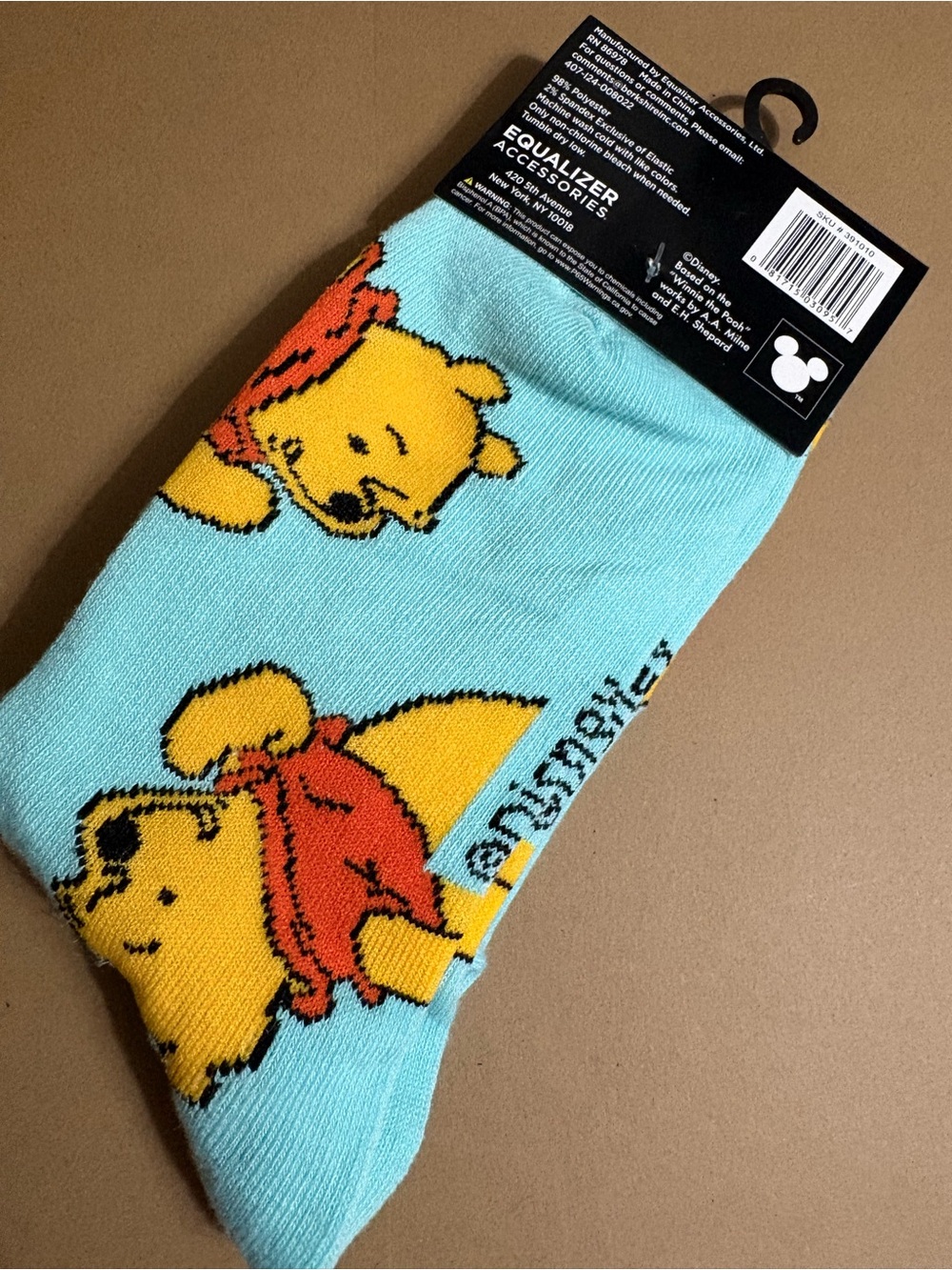 Disney Winnie The Pooh 2 Pairs Graphic Print Stretch Crew Socks Size 9-13 NWT - Picture 6 of 9